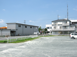 豊岡支所南側駐車場