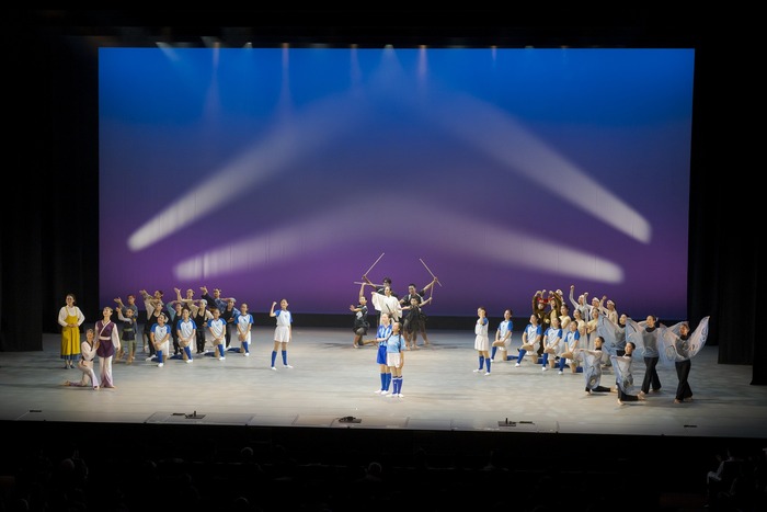 写真:第14期生修了公演の様子