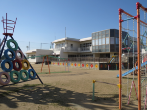 写真：豊田南こども園　外観