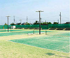 写真：豊田ラブリバー公園テニスコート